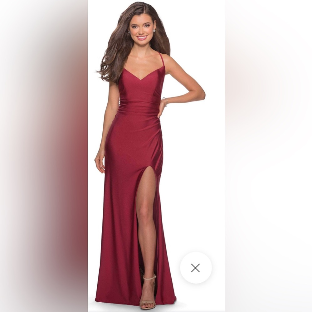 La Femme - 28206 Long Crisscross Strapped High Slit Sheath Gown NWOT Size 4